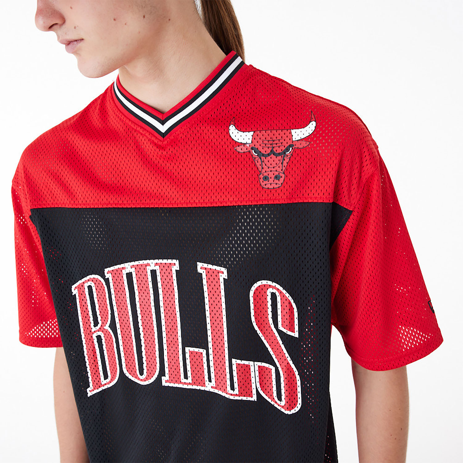 Chicago Bulls NBA Arch Graphic Mesh Black Oversized T-Shirt