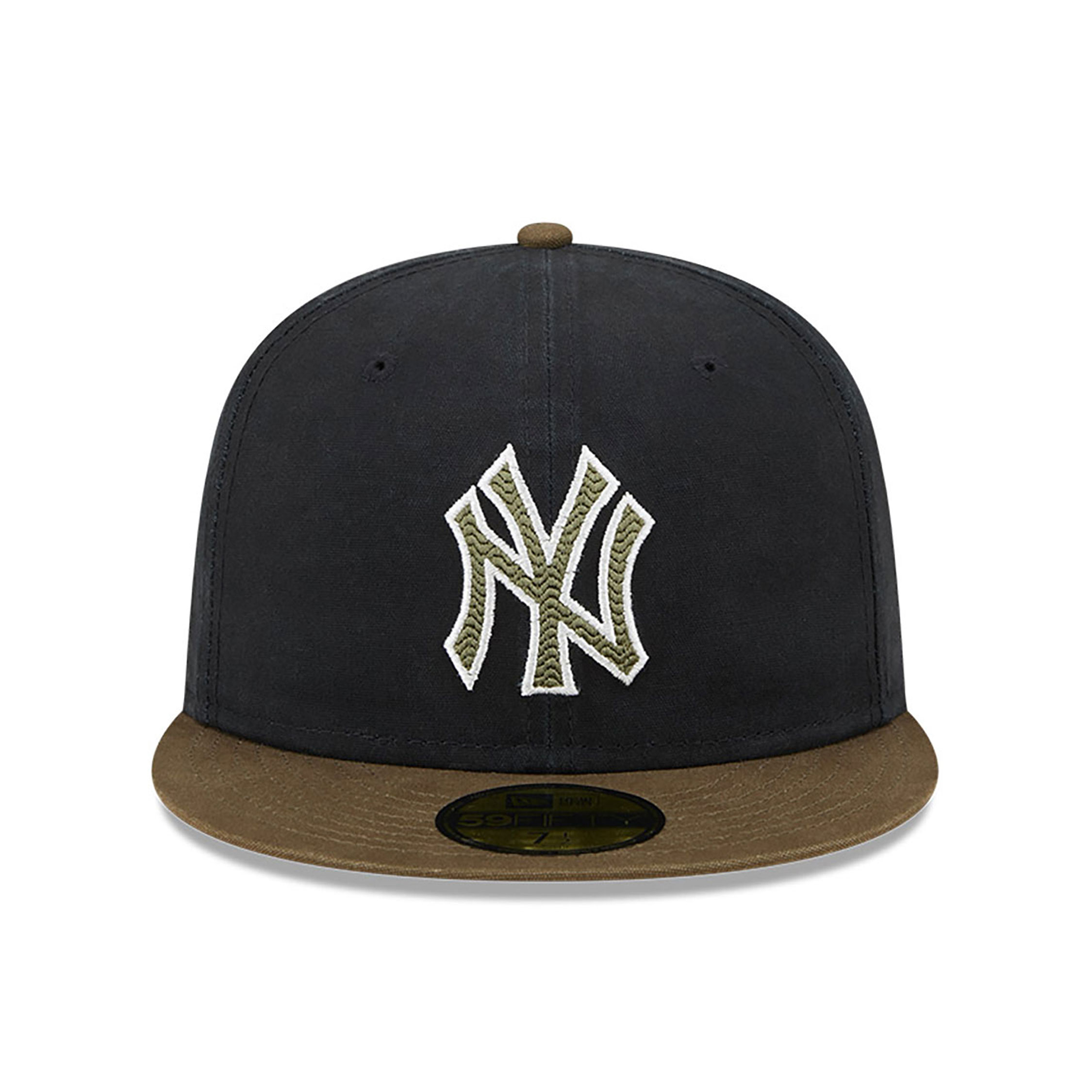 New York Yankees Quilted Logo Black 59FIFTY Fitted Cap